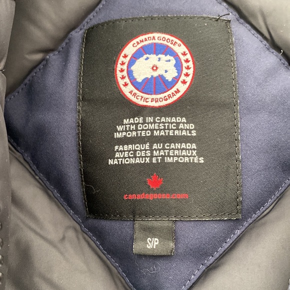 Navy Canada Goose Victoria Parka - Picture 2 of 4